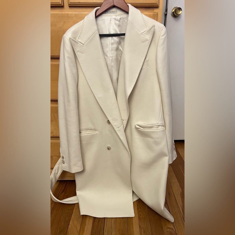 SuitSupply Off-White Double Breasted Wool Cashmere Overcoat 40R / 50R